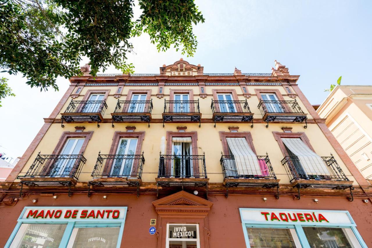 Sunny Study In Triana Apartment *